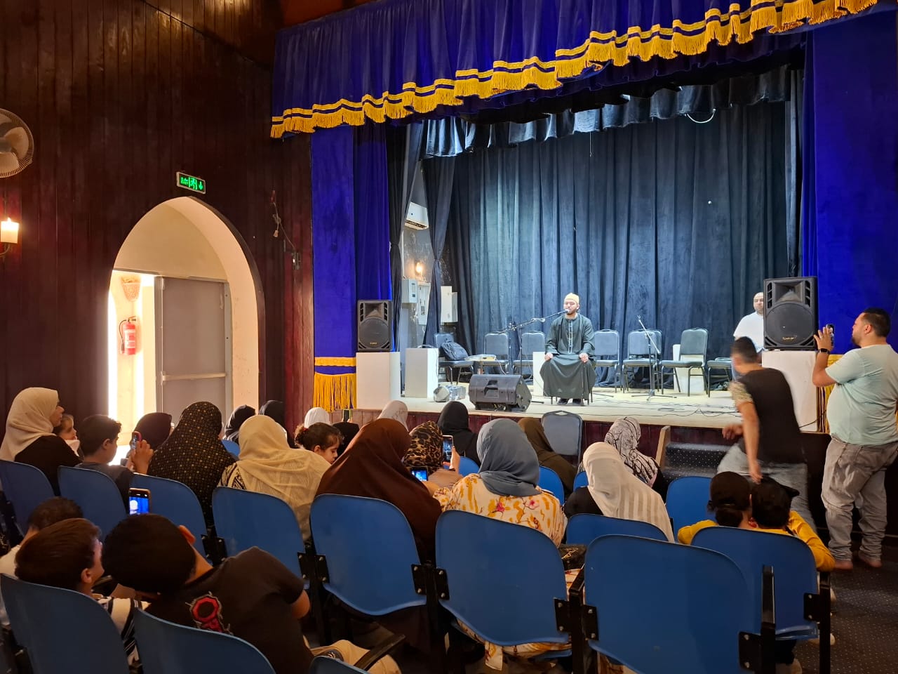 ضمن برامج نشر الوعي..   المسرح المتنقل لقصور الثقافة يطلق عروضه في عزبة اللوزي بالدقهلية 